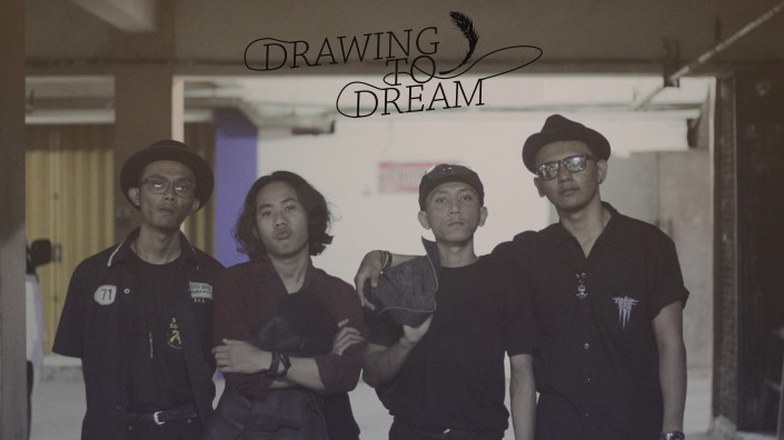 DRAWING TO DREAM