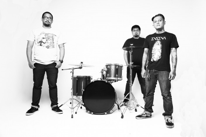 PETAKA, telurkan debut album  untuk sang drummer