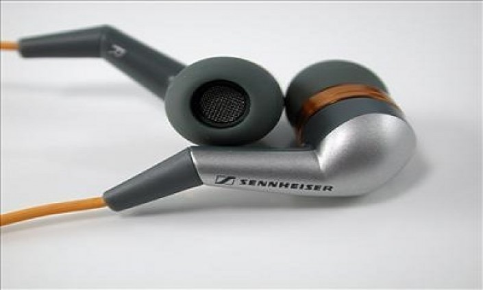 Coklat Teknologi -Rangkaian Headphone In-Hear Terbaru dari Sennheiser-
